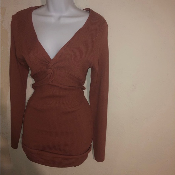 Dress - Picture 2 of 4